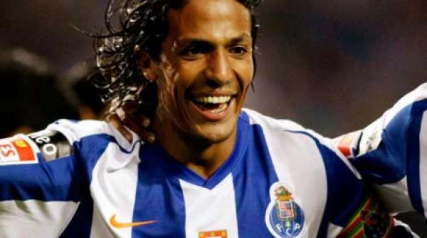 fratele stelistului alves la zenit