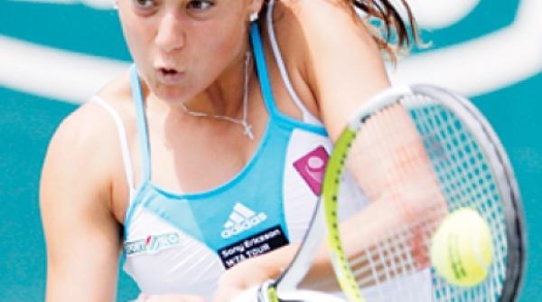 sorana carstea s a calificat in sferturi la istanbul