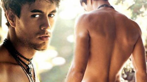 enrique iglesias s a tinut de promisiune a facut schi nautic gol