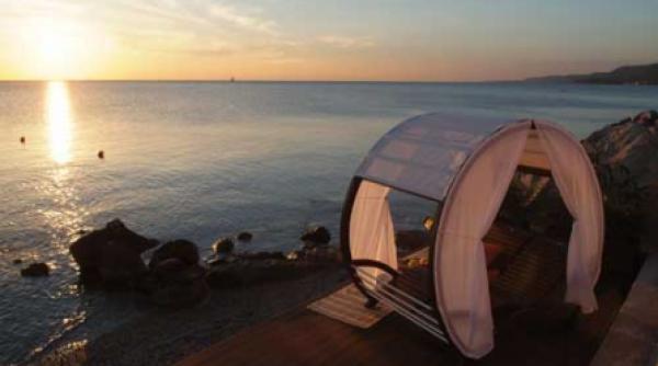 pergole si constructii sezoniere pentru petrecerea timpului in aer liber