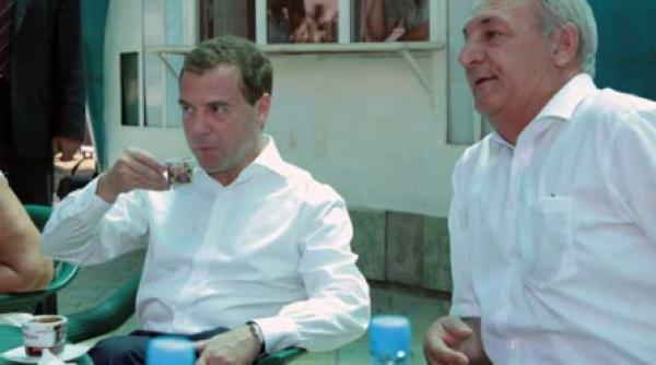 medvedev surpriza simbolica in abhazia
