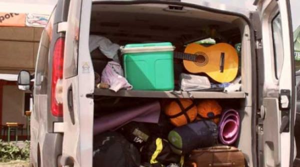 tot romanu e la mare cu salariul din dotare