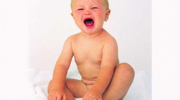 de ce plang bebelusii