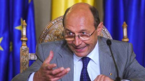 basescu in 2004 voi fi un sustinator al educatiei