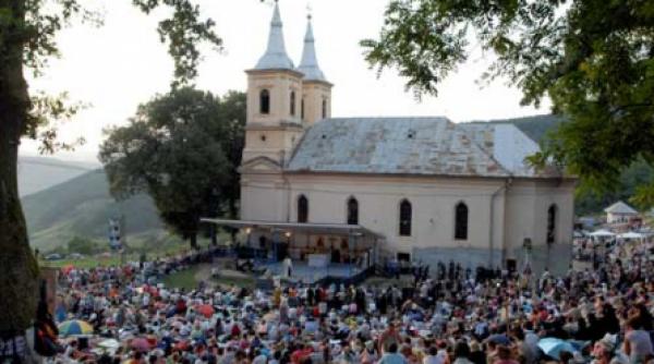 sfanta maria cu rugaciuni mici si manele