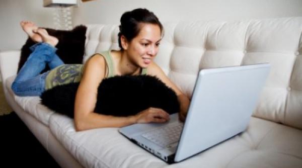 persoanele care au internet la domiciliu au sanse mai mari de a si gasi un partener de viata