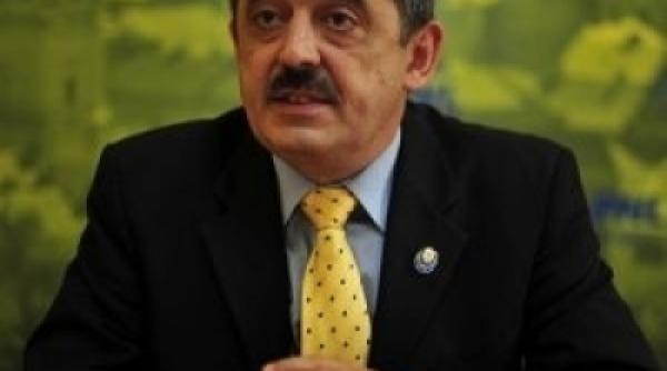 politicienii cer demisii si comisie parlamentara de ancheta