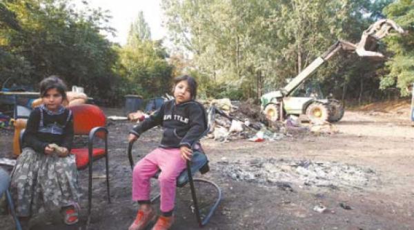 franta ne expediaza maine prima transa de romi