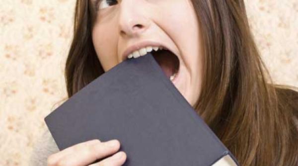 romanii devoreaza carti de nutritie