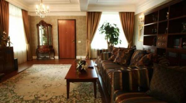 amenajare clasica pentru camera de zi