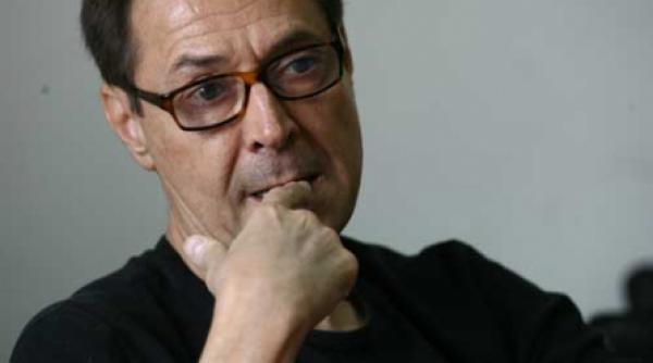 petru popescu faptul ca ma cititi este unul dintre focurile mele sacre