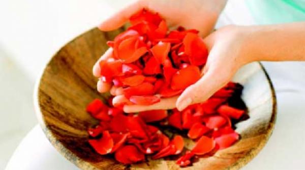 petale pentru frumusete