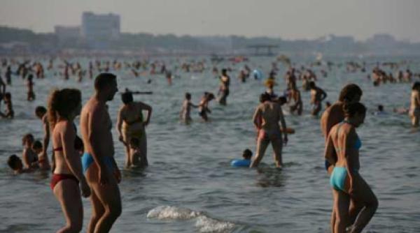 ideea barierei la intrarea in mamaia veche din 1990