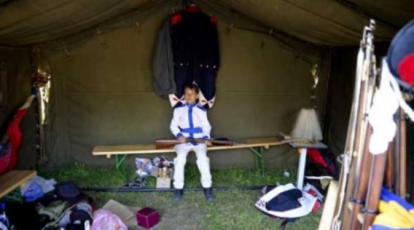 razboi de jucarie la rasnov