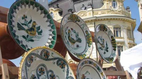 arta de a scrie istoria in lut