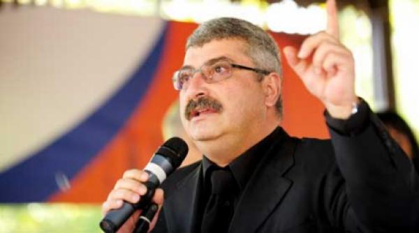 pdl vrea sa puna calus presei