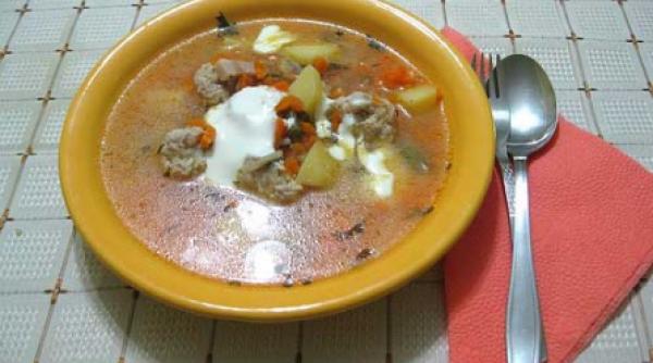 ciorba de perisoare de patru ani