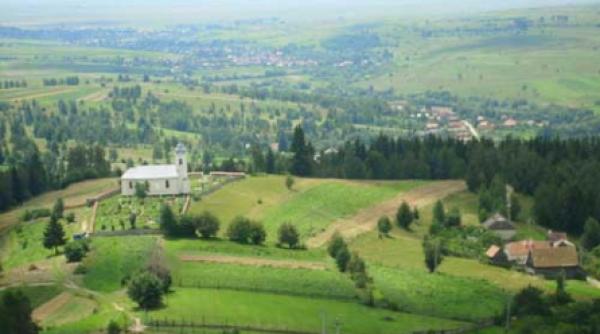 de veghe pe dealurile livezilor