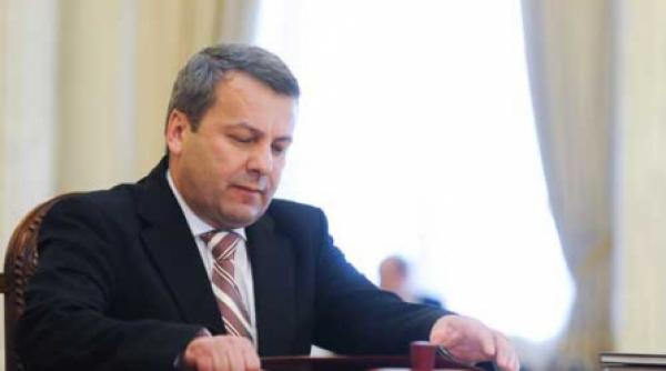 istoria ministrului ialomitianu prietenul lui stolojan