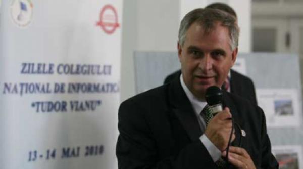 ministrul vreme recruteaza programatori pentru emigrare