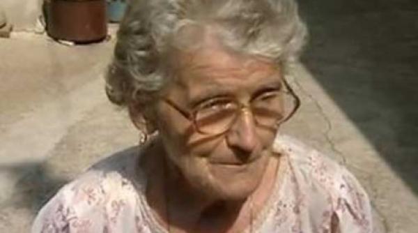 mama lui popa eu nu l vad vinovat