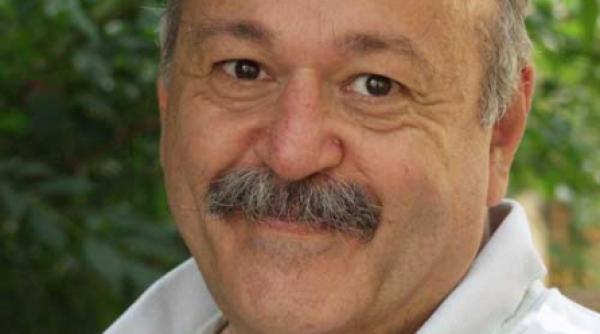 funeralii fericite in o suta una de nopti