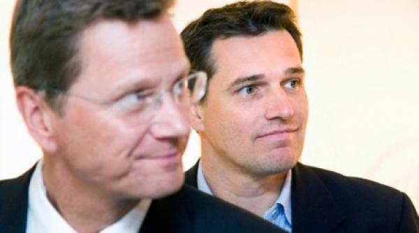 ministrul german al afacerilor externe s a casatorit cu partenerul sau