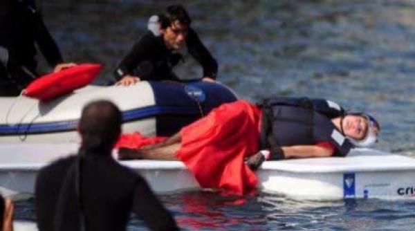 cu pianul pe dambovita direct la spital