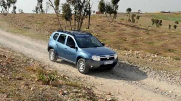 duster ul se bate pentru titlul de masina anului 2011