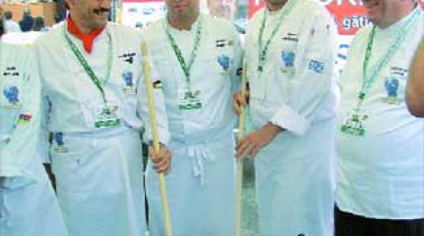 bucatarii iubesc pacea si cultura