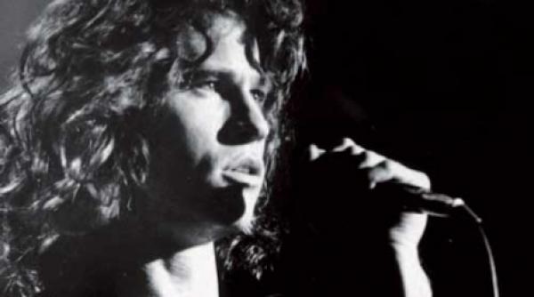 actori in roluri de cantareti