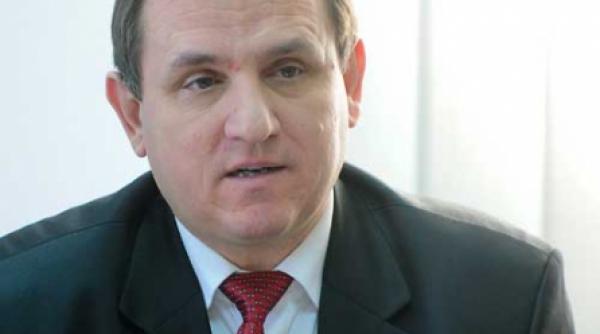 reducerea salariilor tensioneaza justitia