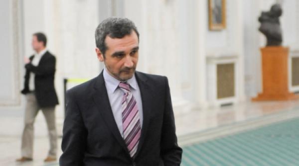 sebastian lazaroiu basescu poate pierde la referendum