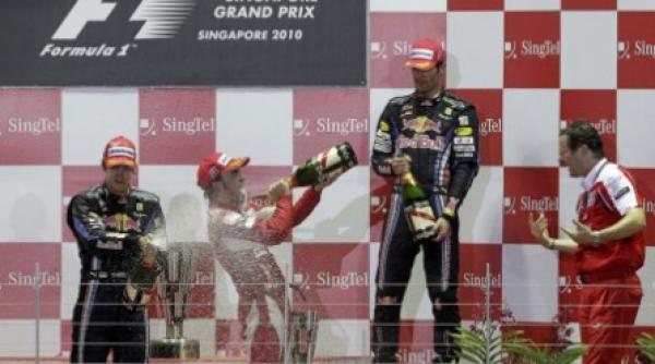 alonso s a impus in marele premiu al statului singapore