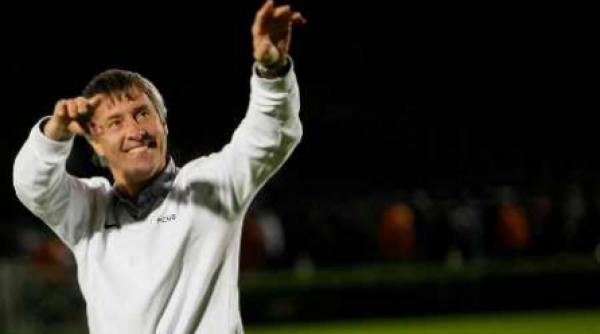 bergodi napoli poate profita de problemele din defensiva stelei