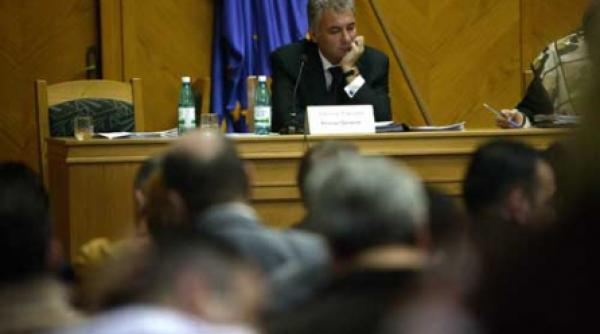 suspiciuni de frauda cu bani de la bei