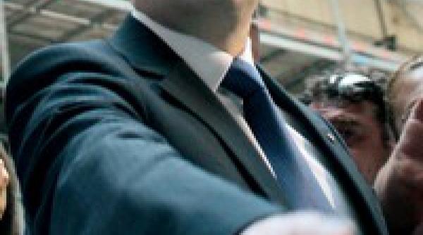 boc doi moguli si doi politicieni isi dau mana pentru suspendarea presedintelui