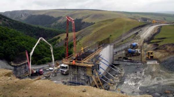 noua miliarde de euro aruncati ca sarea pe drum