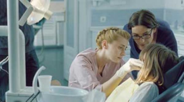 o familie obisnuita marti dupa craciun