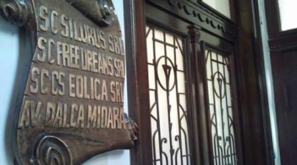 vant portocaliu pentru don quijotii caraseni