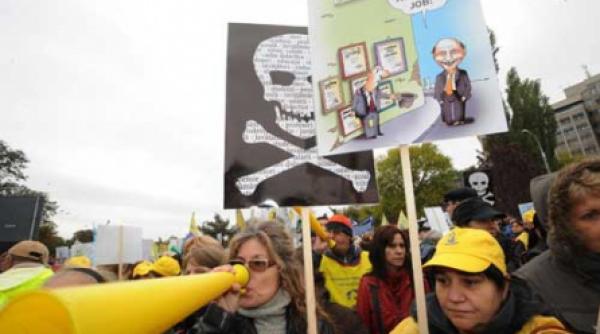 sindicatele protesteaza vinerea