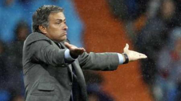 vanzarile de tricouri la real madrid au scazut dupa venirea lui jose mourinho