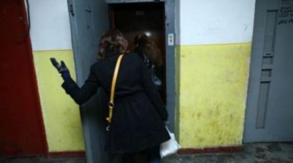 hotii au inceput sa fure contragreutatile lifturilor