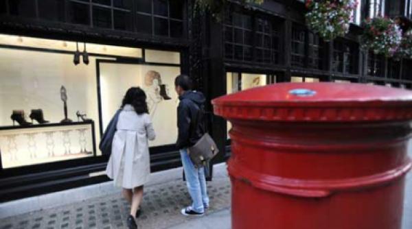 pantofii manolo blahnik si la liberty