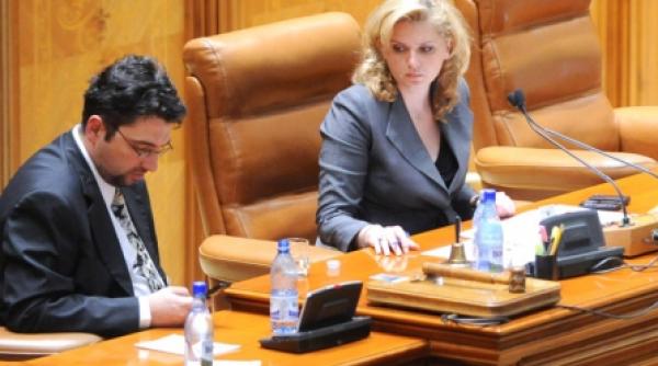 scandal in parlament opozitia a parasit plenul camerei