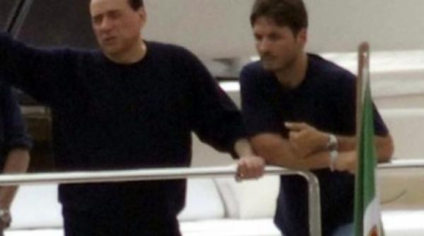 silvio berlusconi si fiul sau anchetati pentru evaziune fiscala