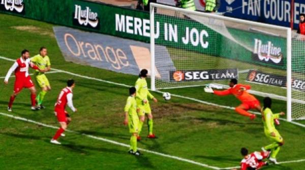 video vezi rezumatele a patru dintre derby urile jucate in ultimii 10 ani