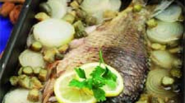 crap umplut cu stafide