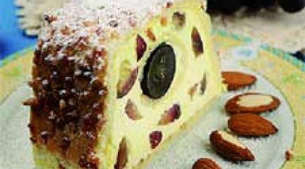 prajitura cu lamaie si struguri