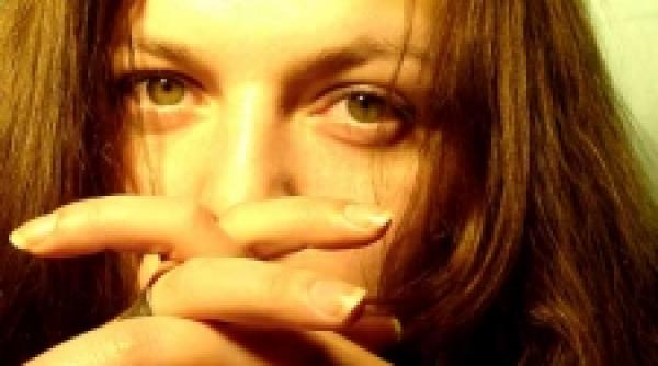 singur intr o tara de milioane de locuitori